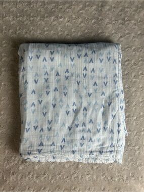 Upsimples Blue Arrows Baby Swaddle Blanket V Bamboo Blend Muslin White